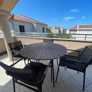 Lidija Apartment